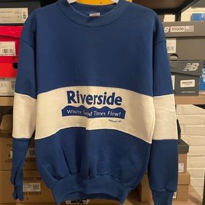 VINTAGE 80s RIVERSIDE BAR “WHERE GOOD TIMES FLOW” CREWNECK